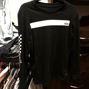 VANS long sleeve black t-shirt. SIZE: med